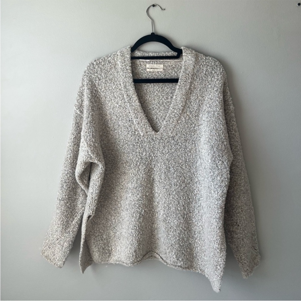 Urban Outfitters cozy v neck pullover sweater
